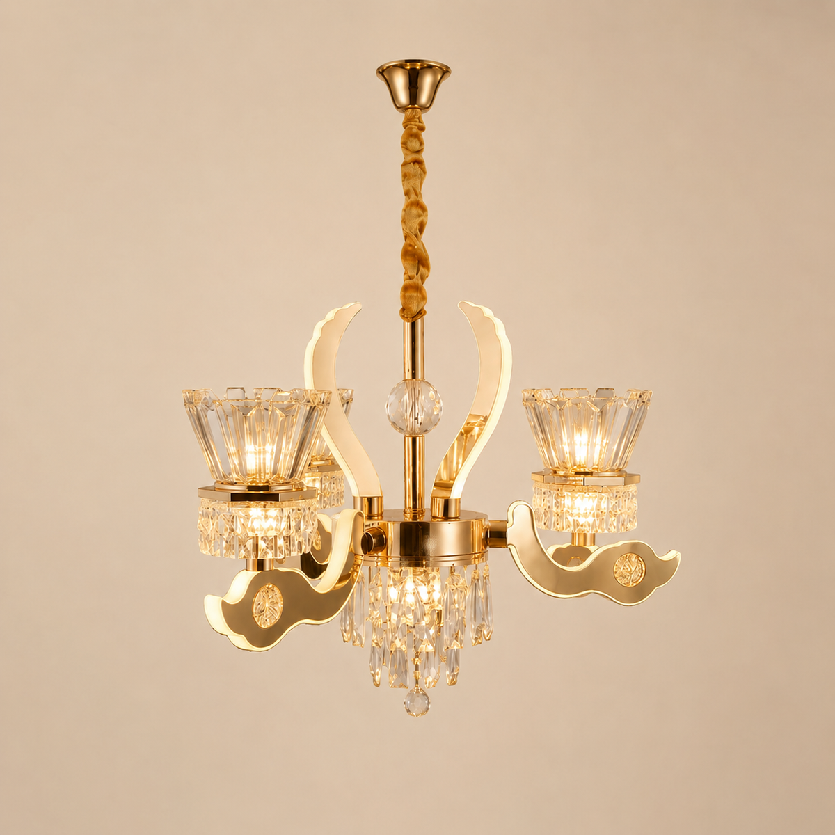 Royal crystal chandelier golden fanoos